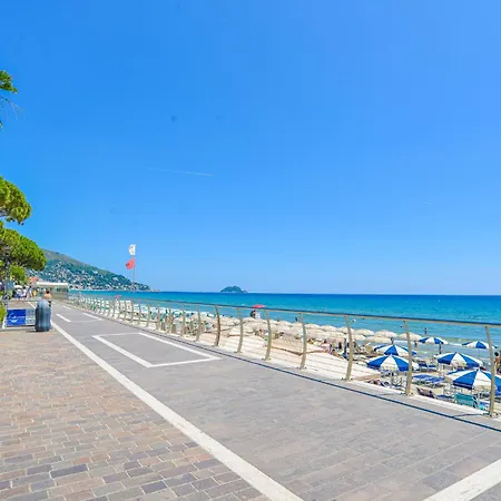 Casa Al Mare Ad By World Διαμέρισμα *